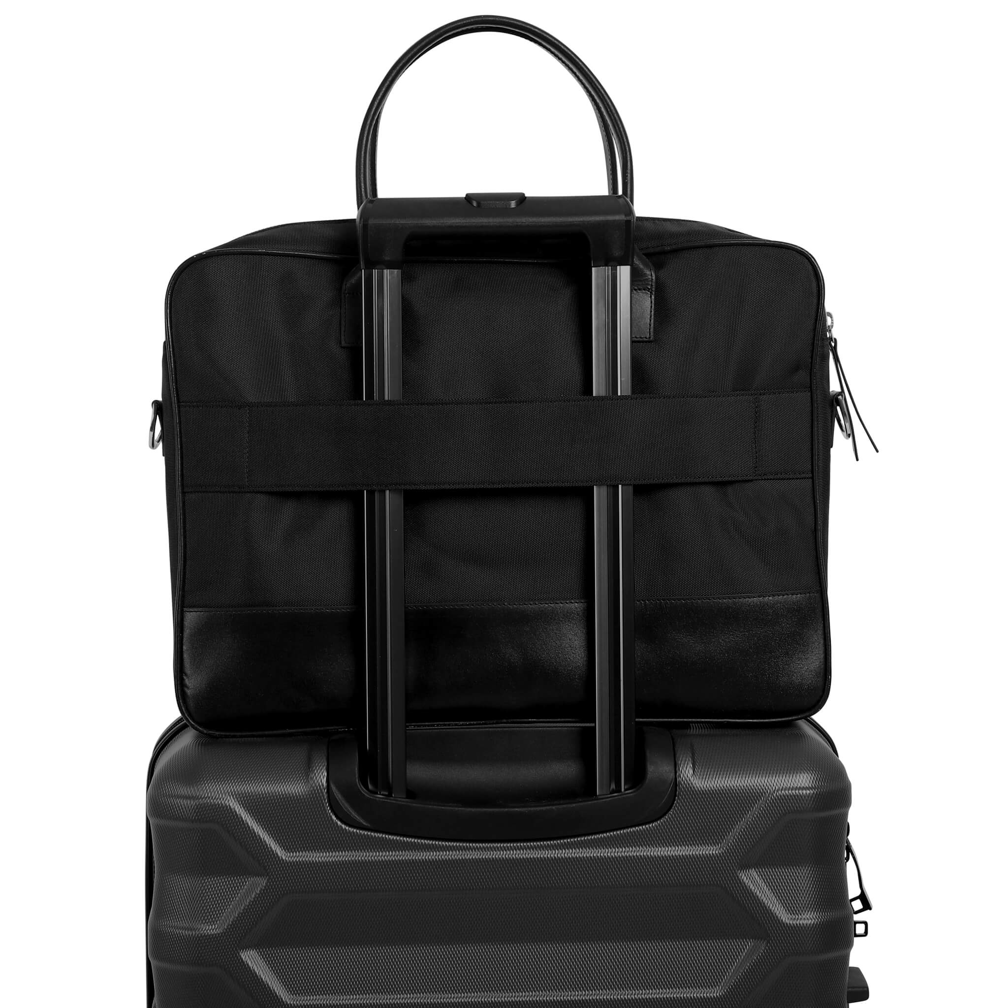 Svenklas Melvin Black Messenger Bag